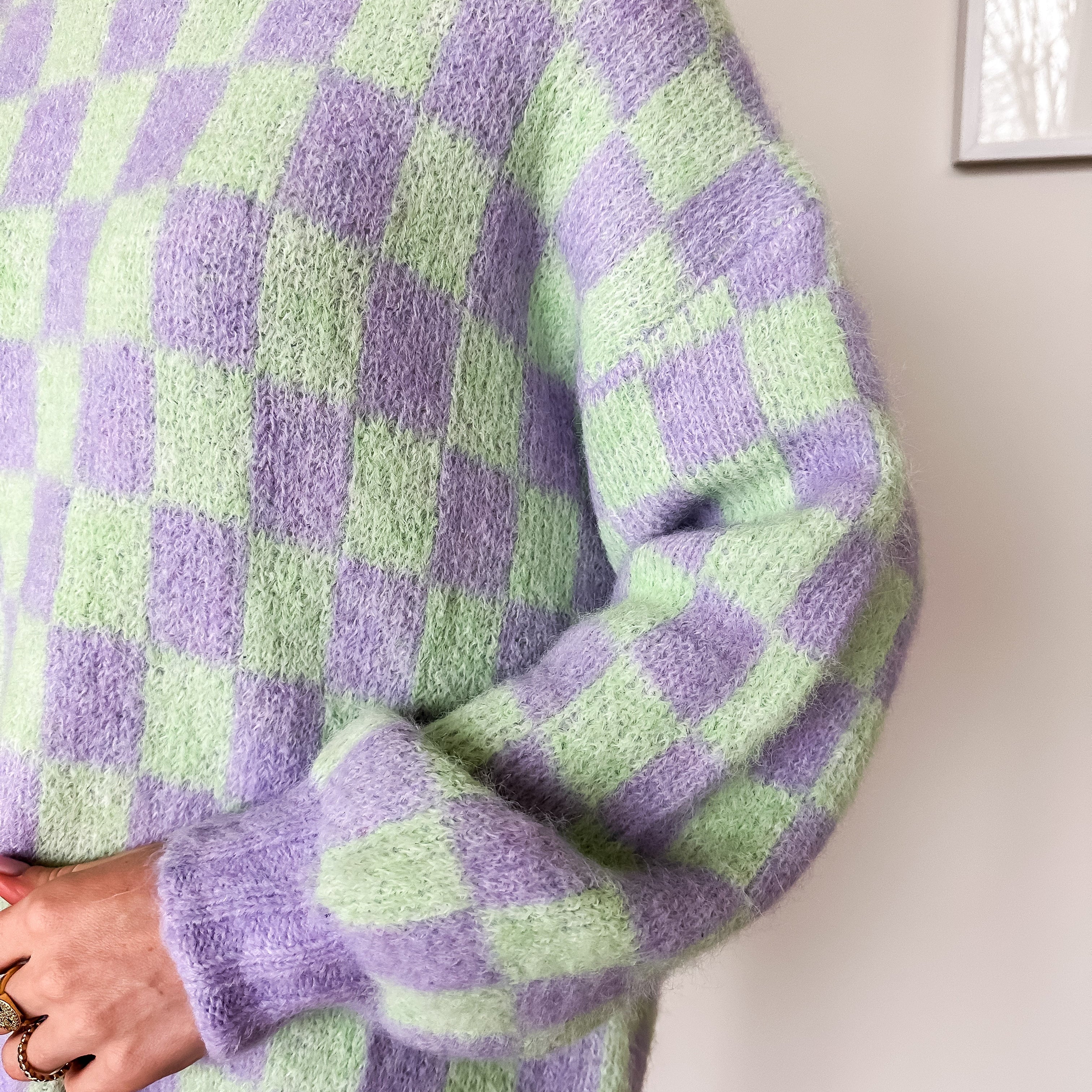 KNITWEAR