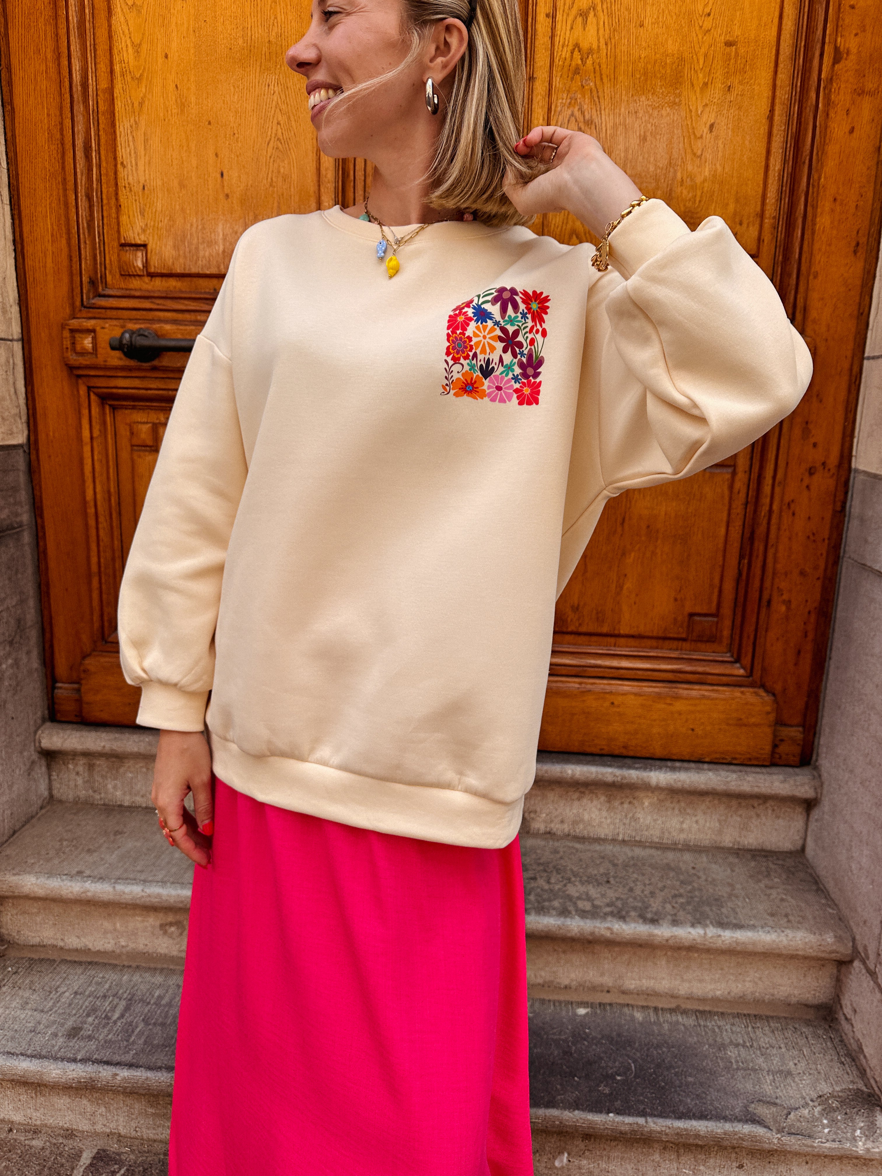 Azura sweater ecru gebloemd