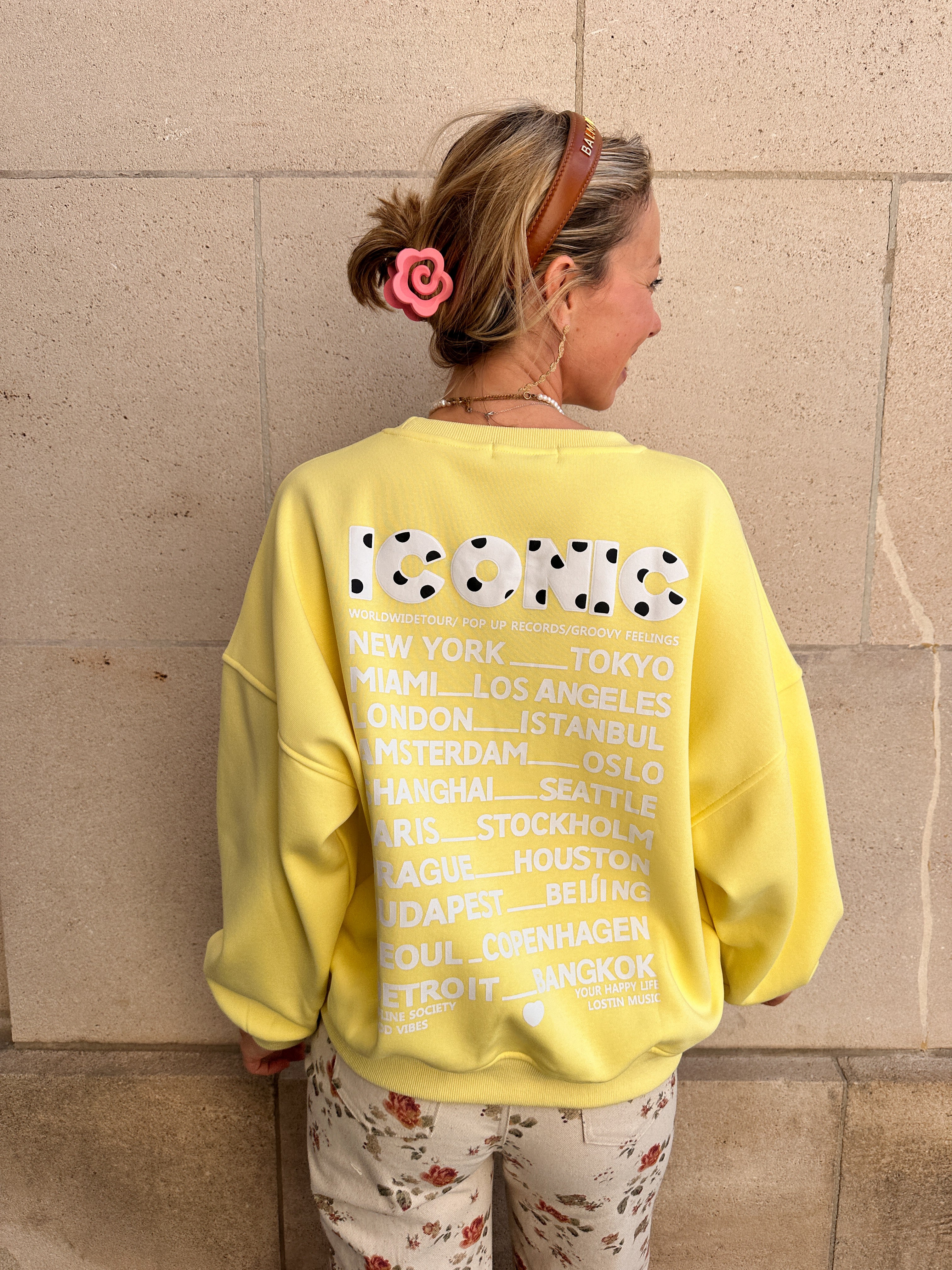 Iconic sweater butteryellow