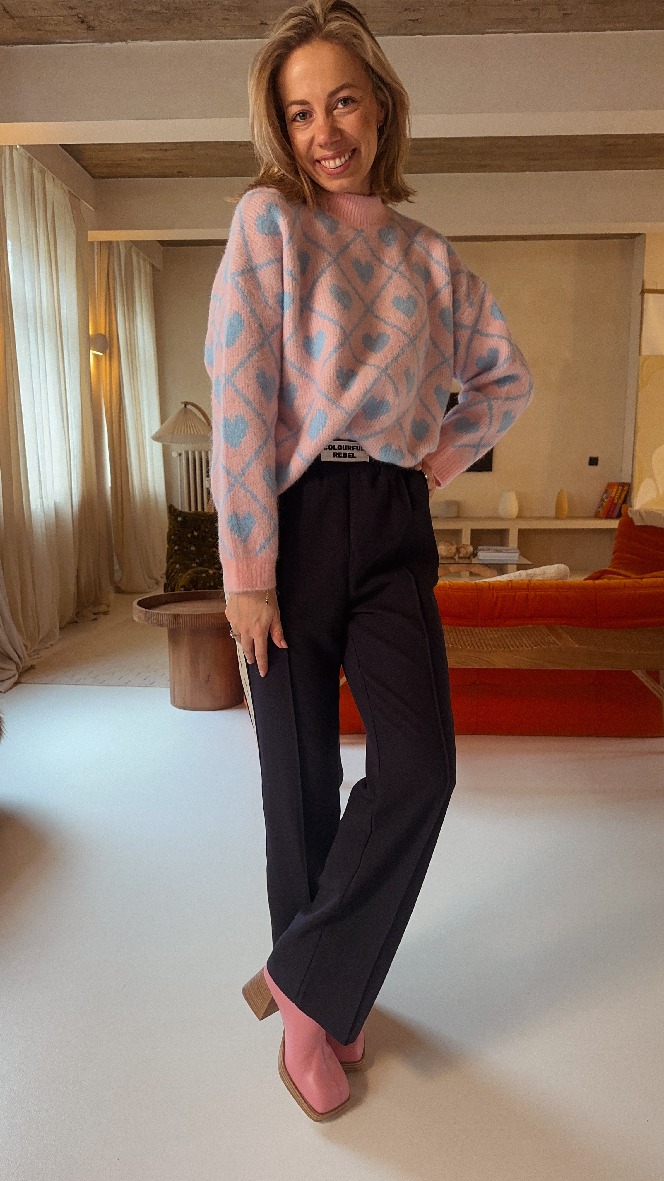 Elin trui met hartjes blauw/roze