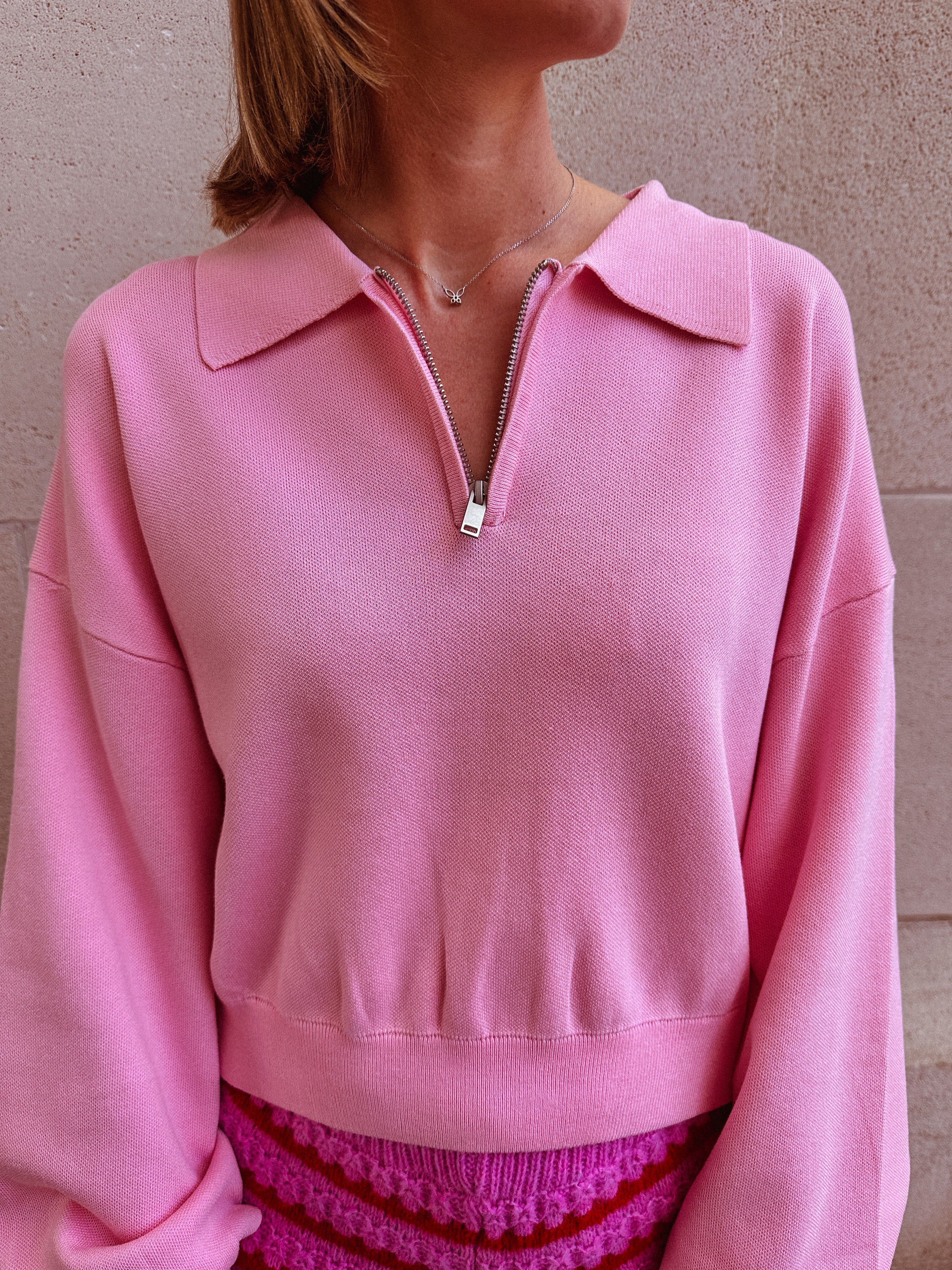 Elisa lichtroze cropped trui