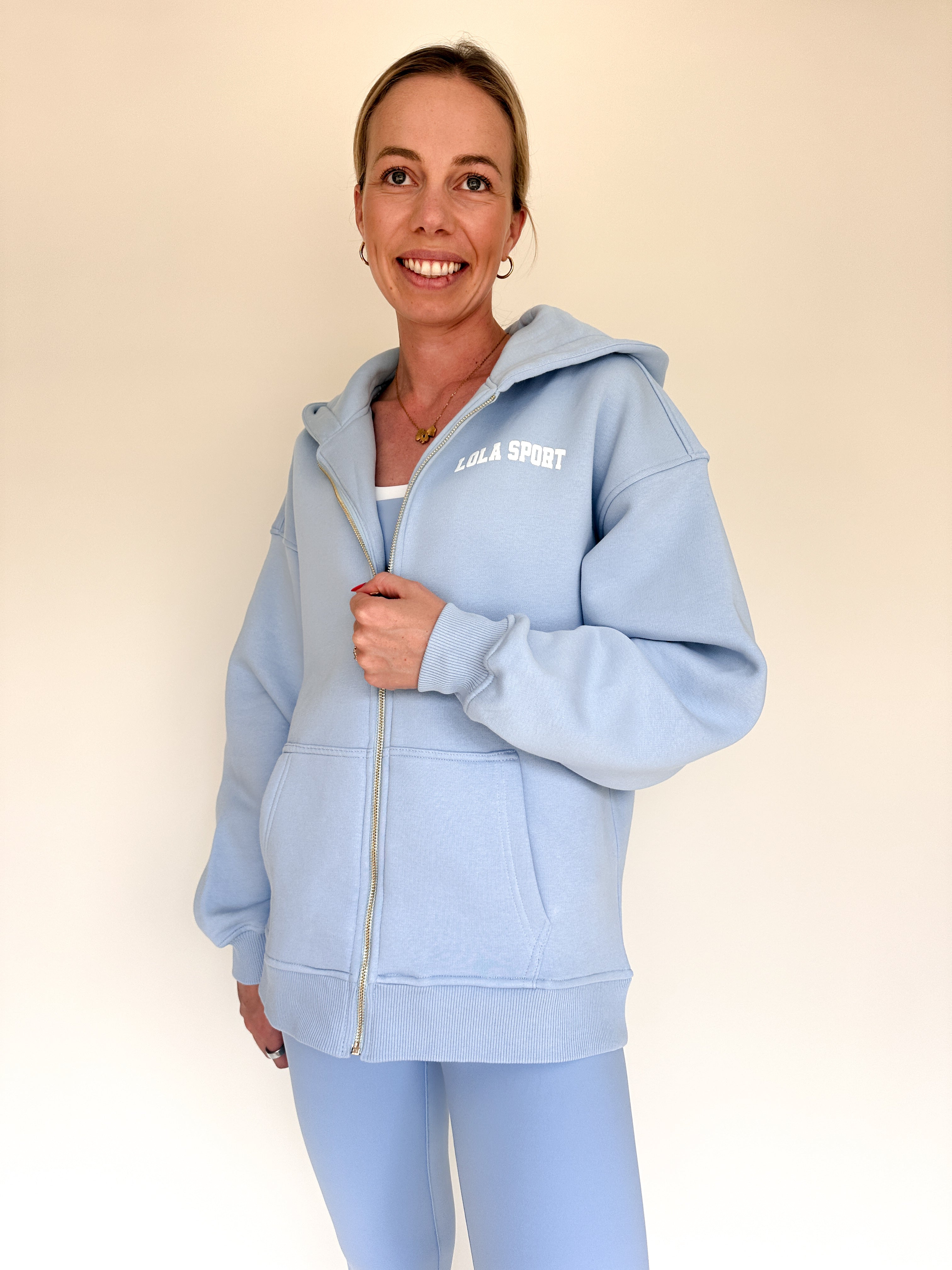 Stella zip hoodie icey blue The Lola Club