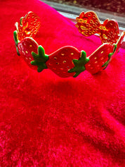 Strawberry armband