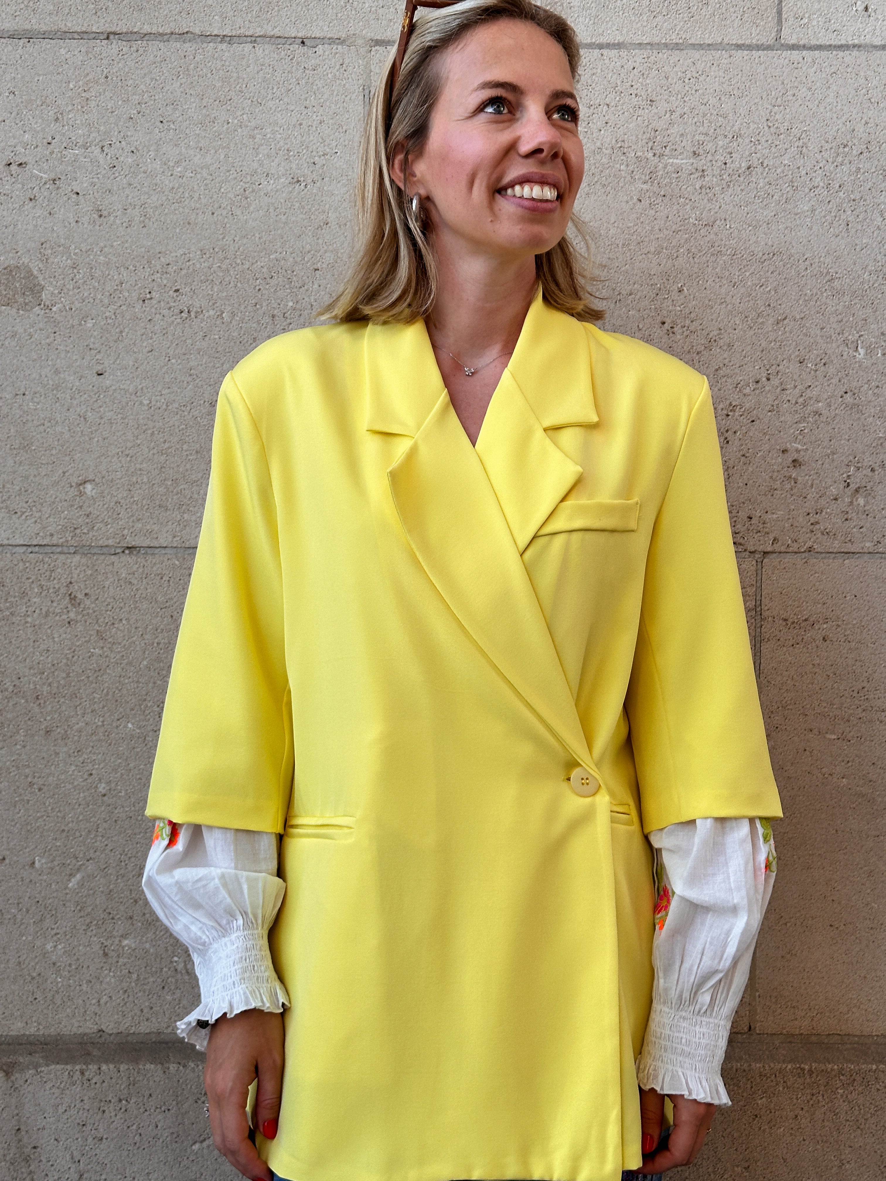 Bes blazer geel