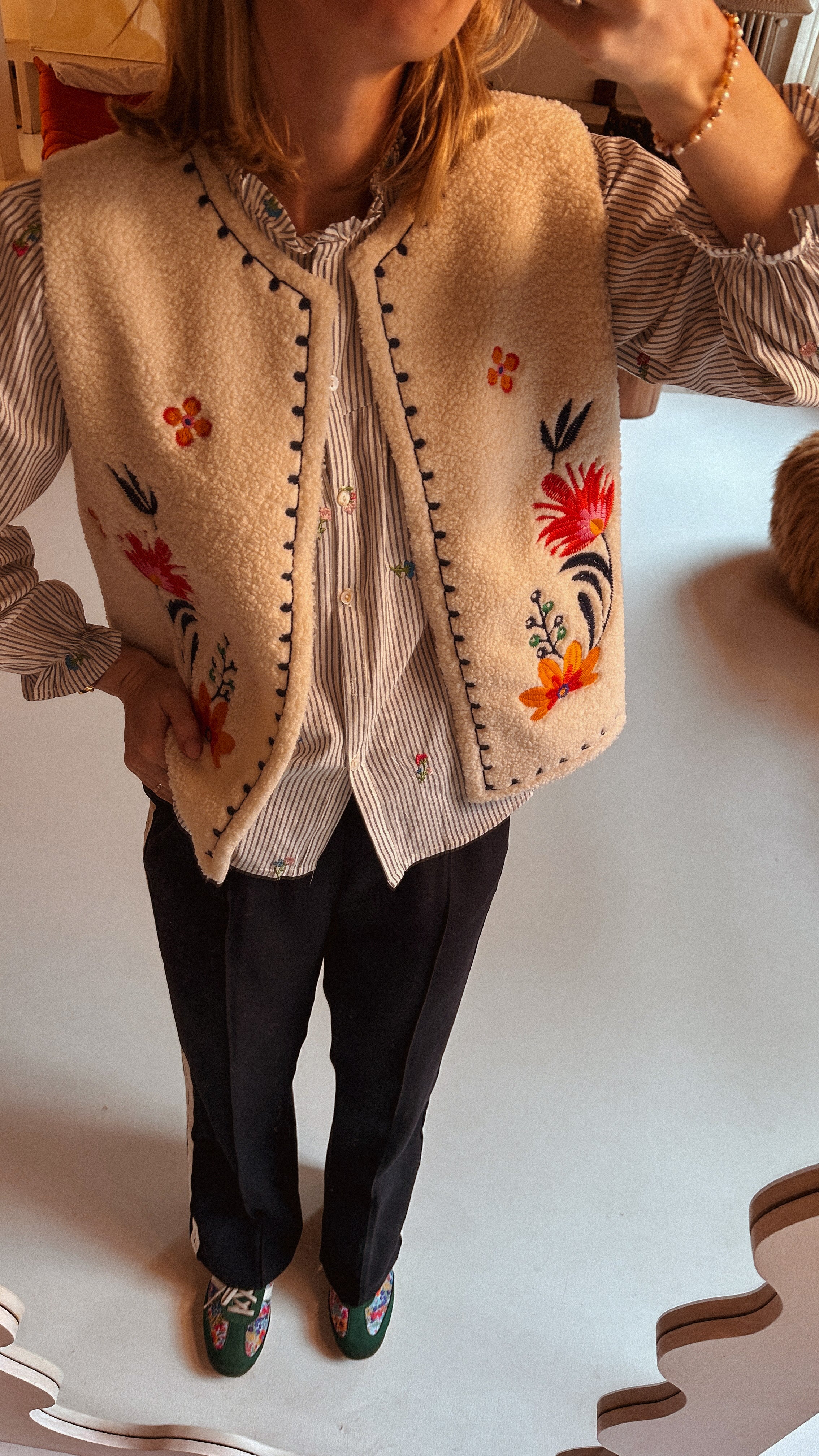 Aria teddy gilet gebloemd oranje