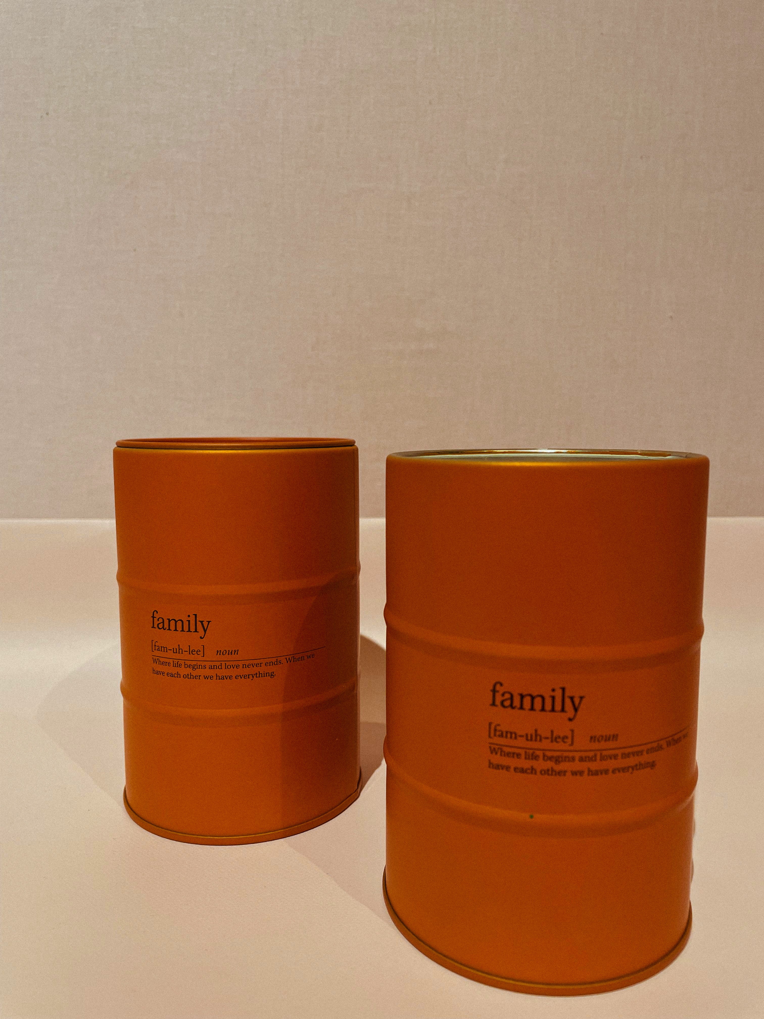 J-line geurkaars Family spreuk oranje Frans/Engels