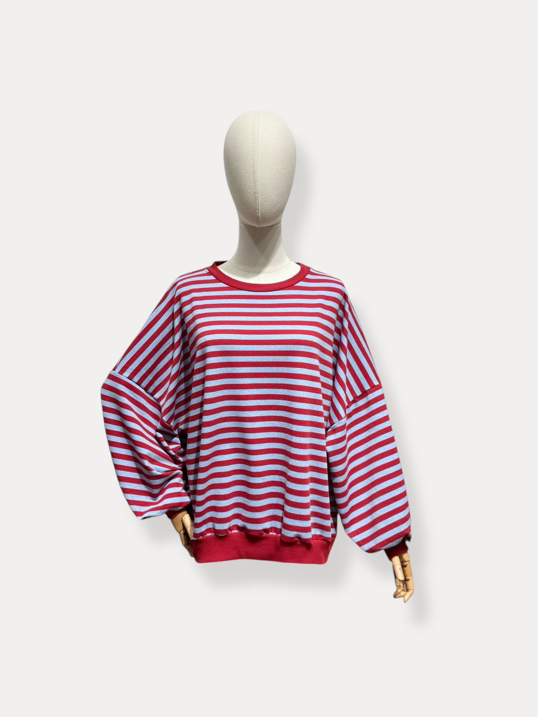 Mila cut-out sweater gestreept