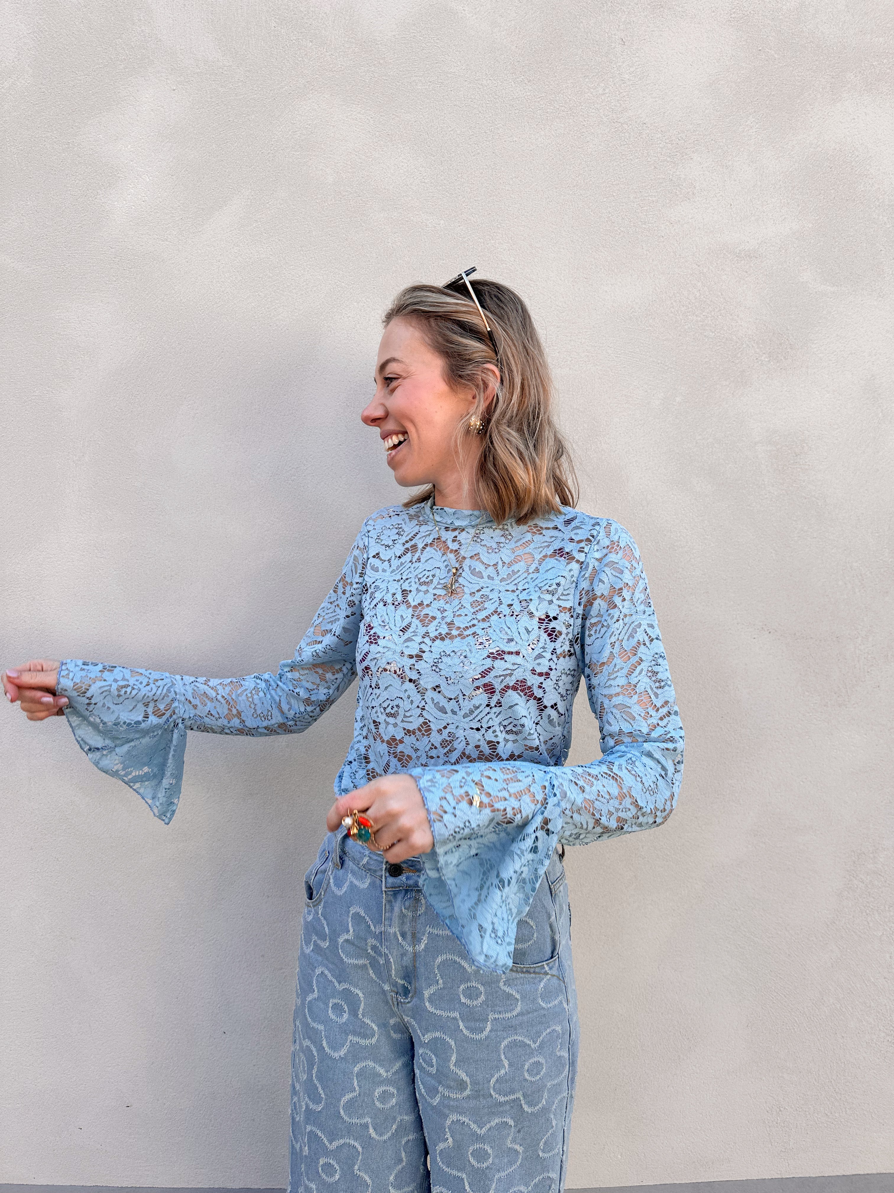 Carla kanten top blauw