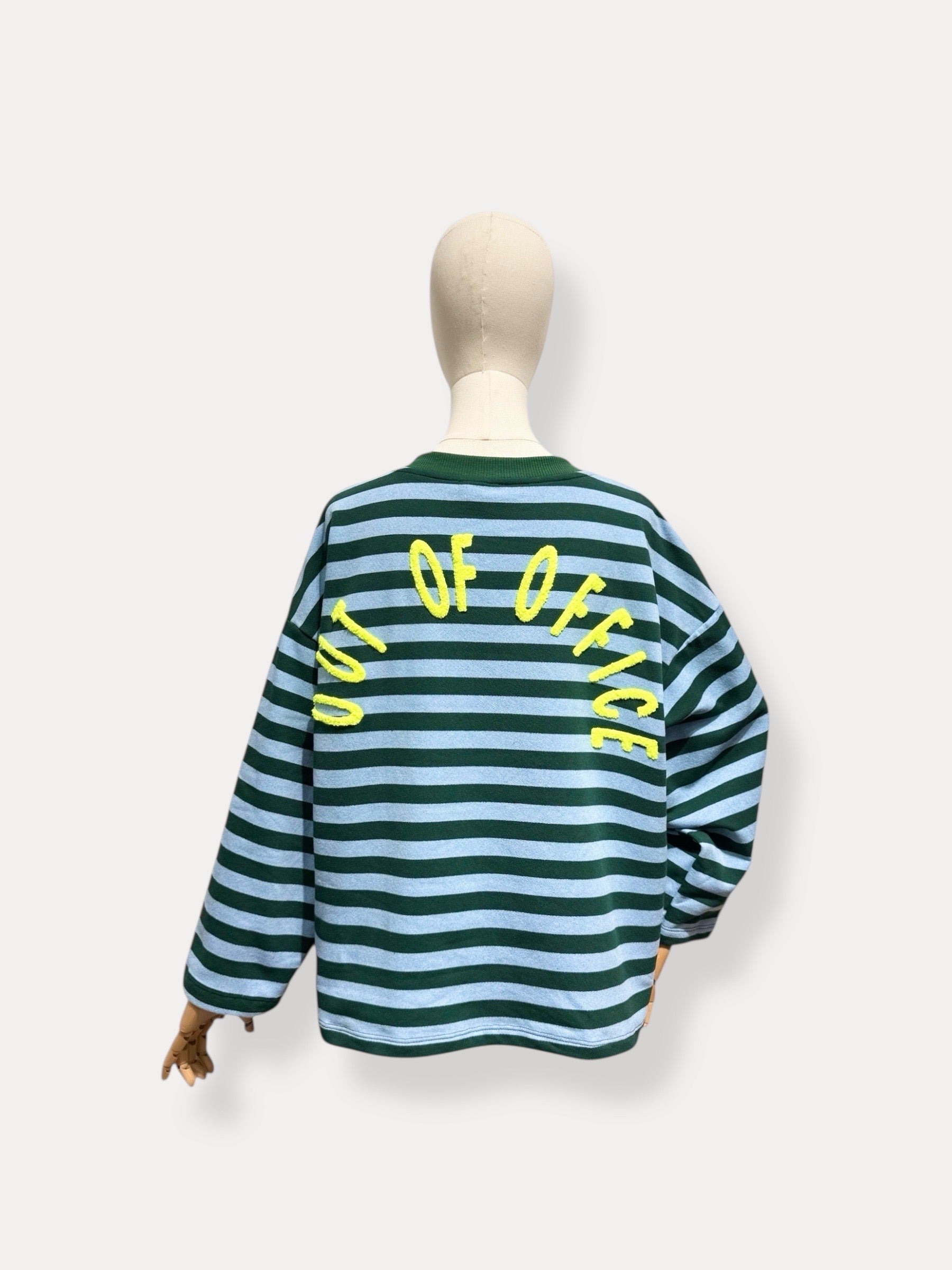 Out of office sweater gestreept