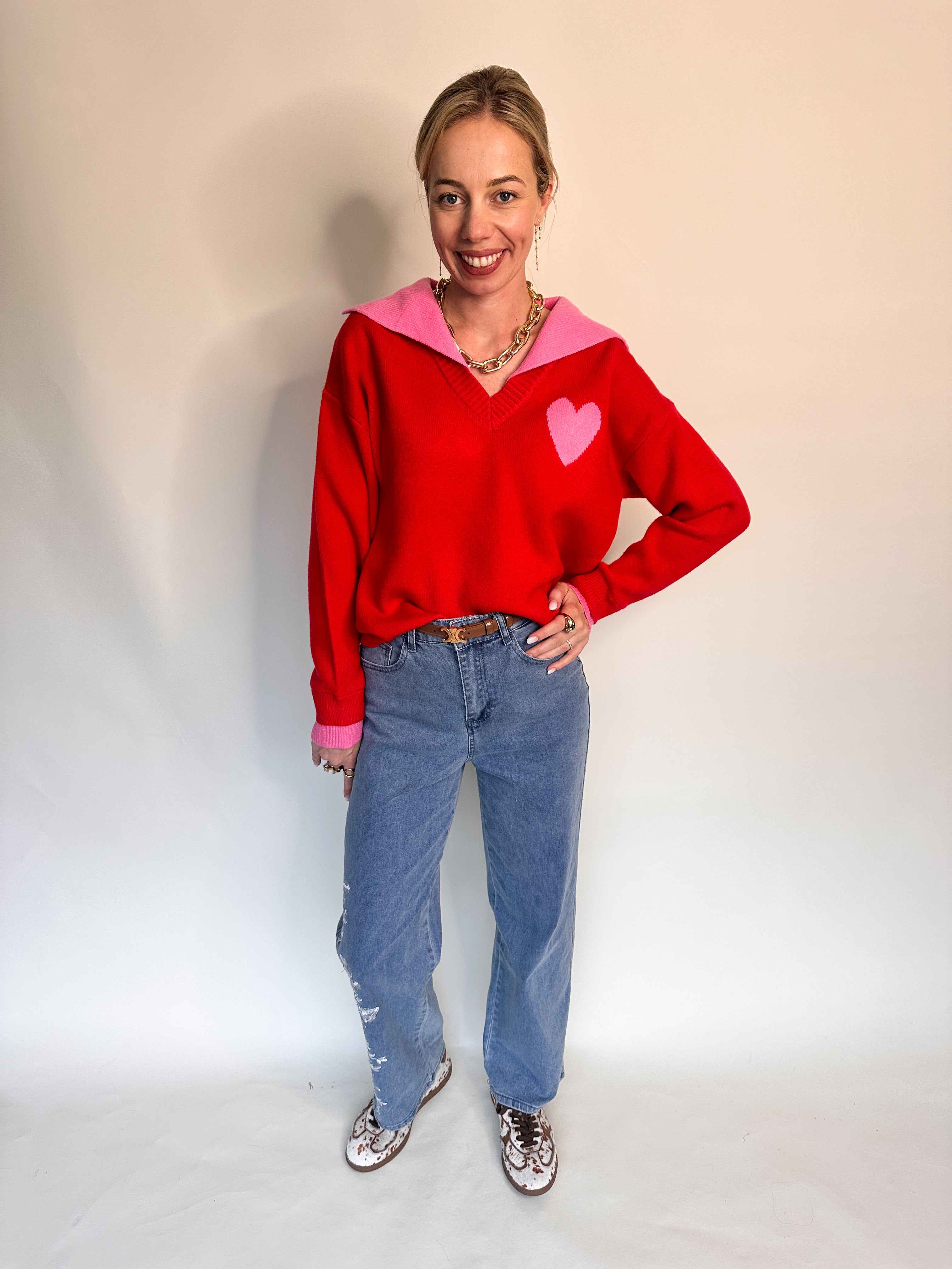 Ariane hart red trui