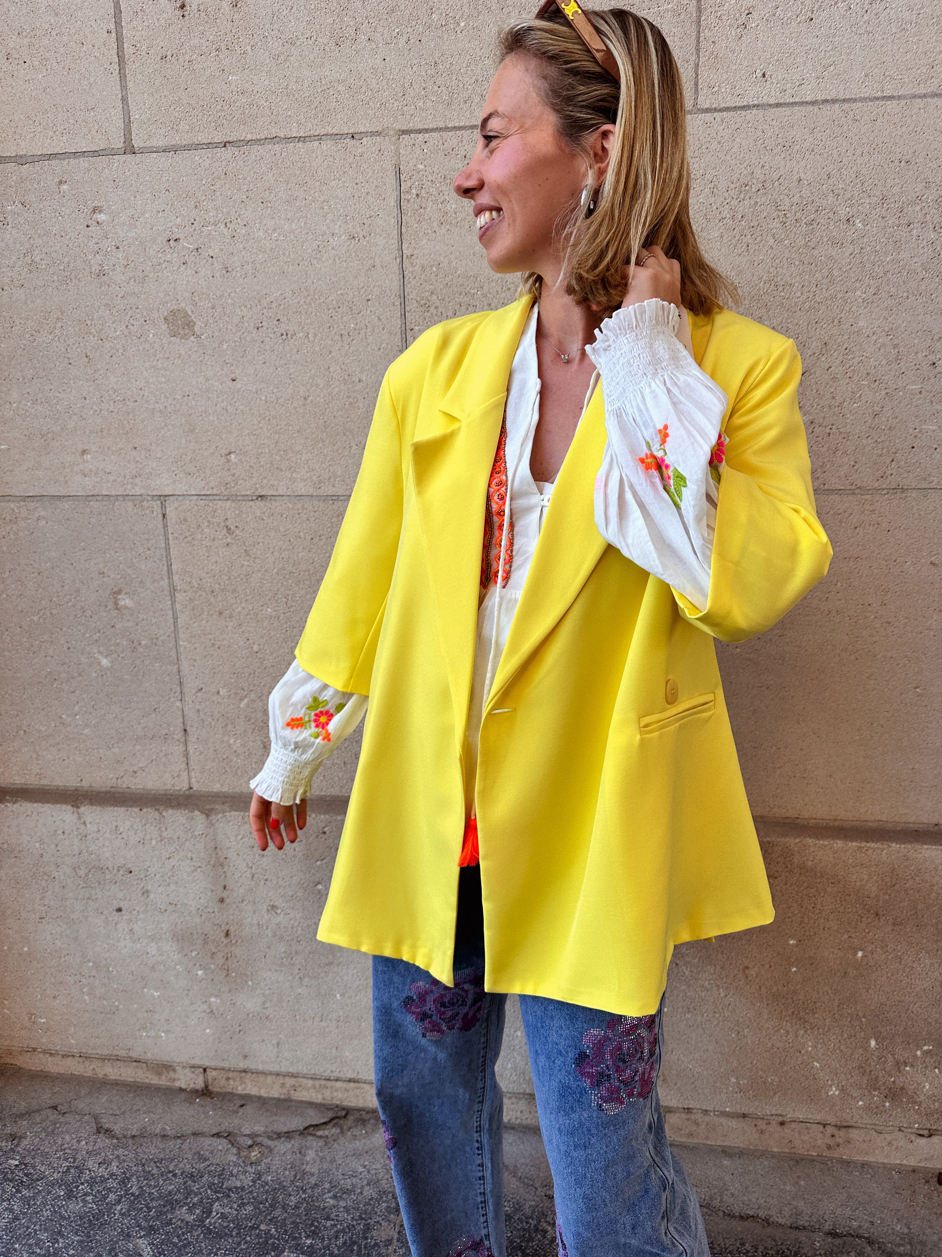 Bes blazer geel