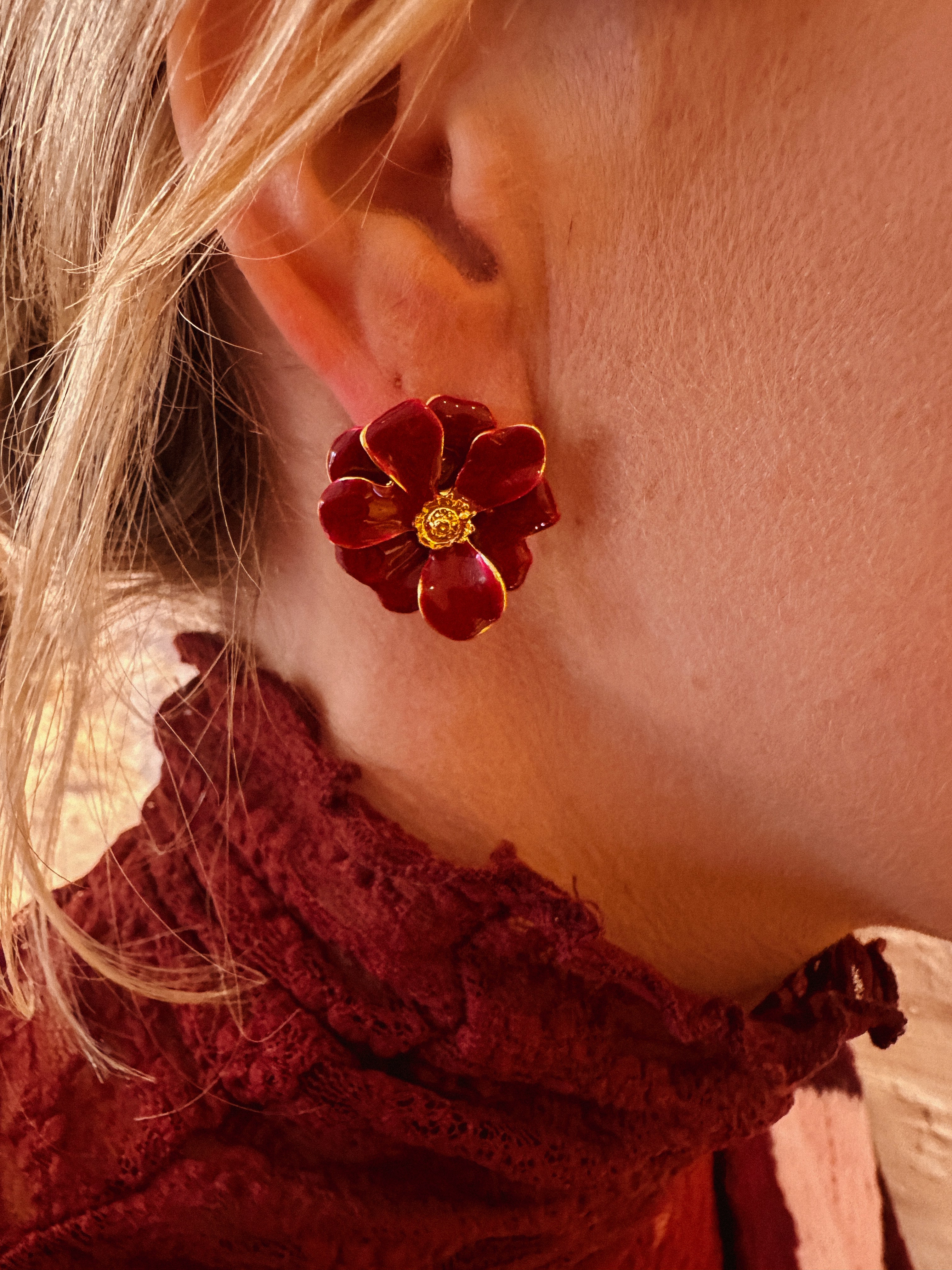 Poppy oorbellen burgundy