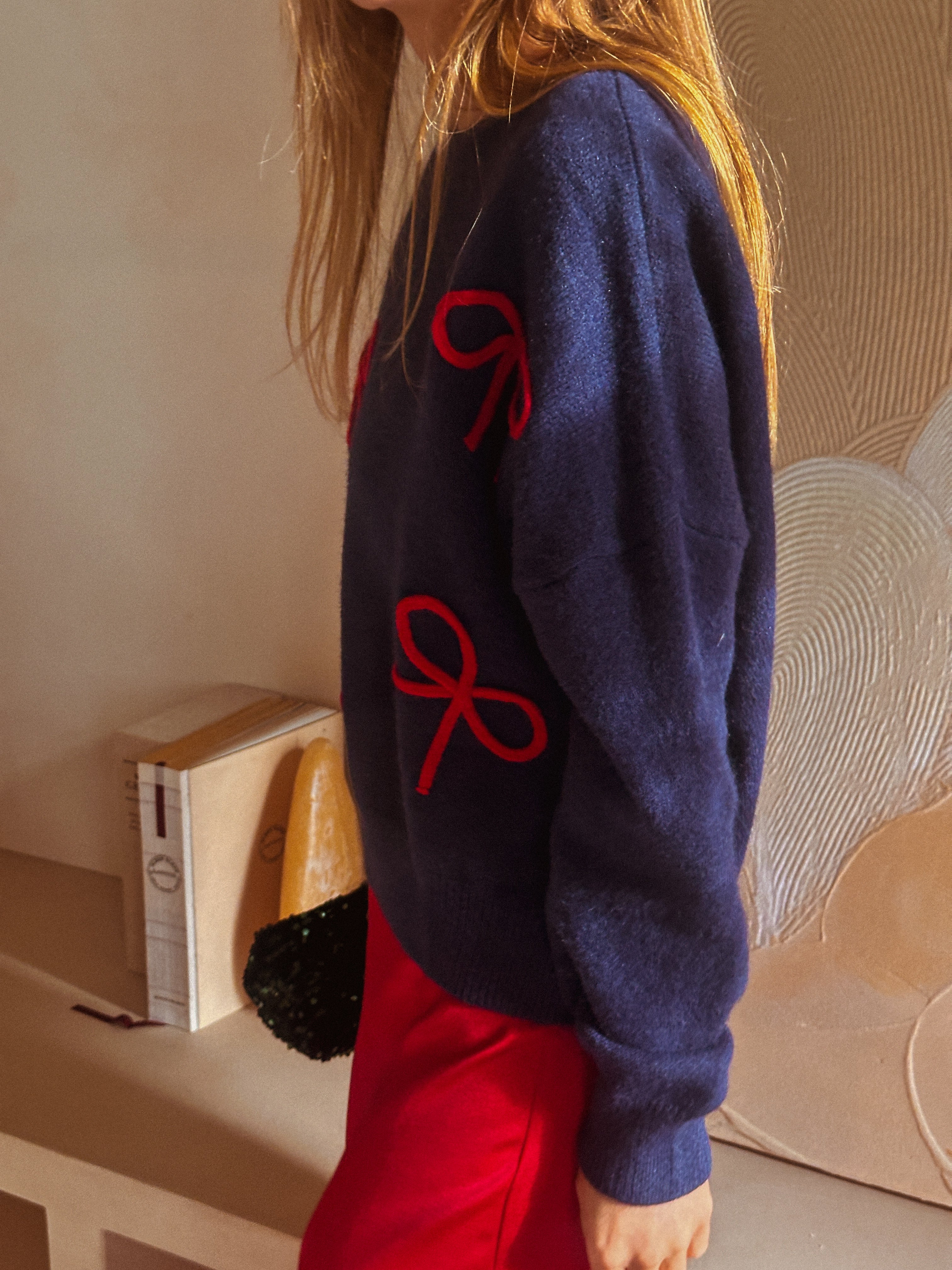 Nina trui blauw met strikjes