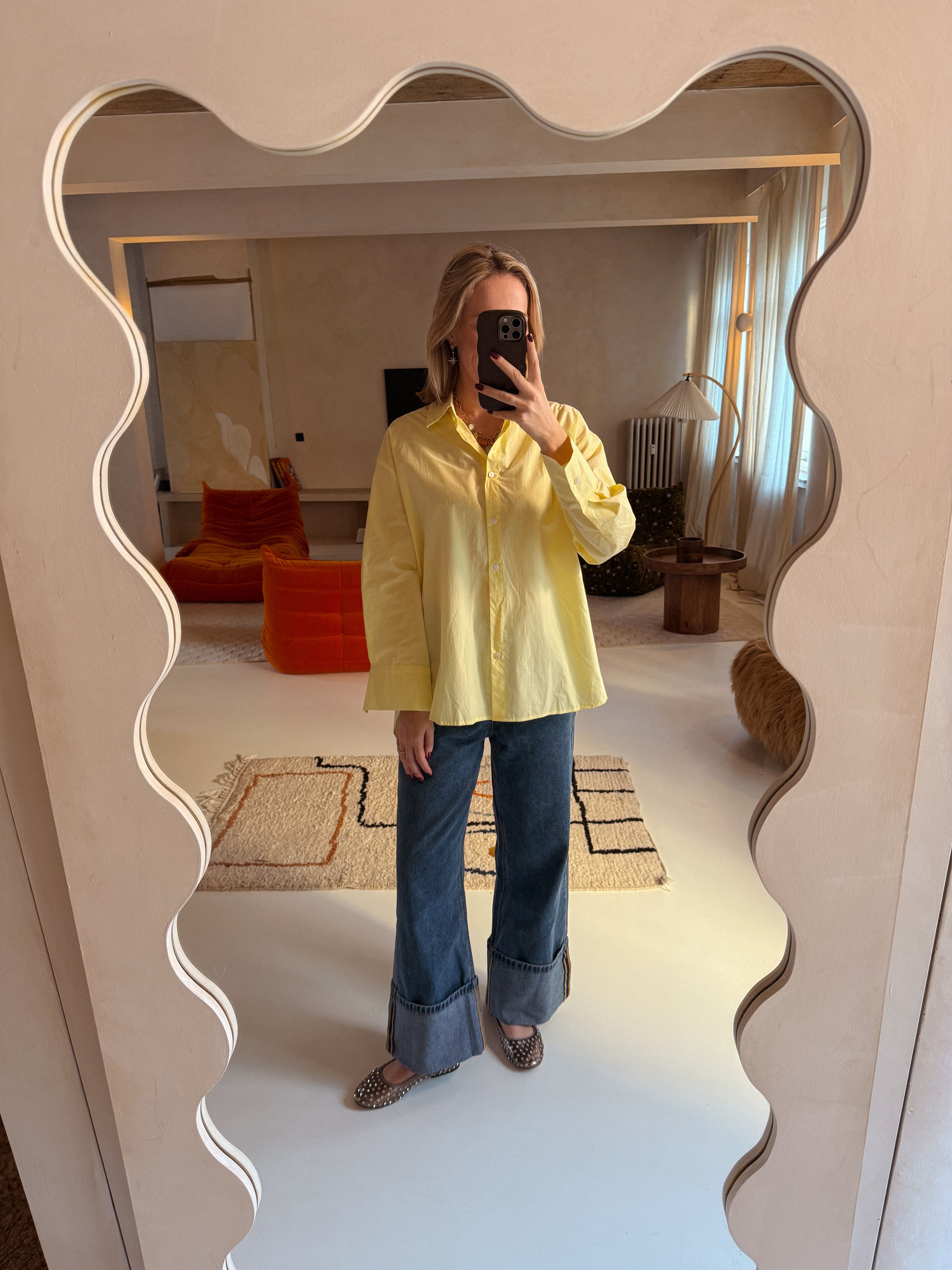 Bella blouse butter yellow