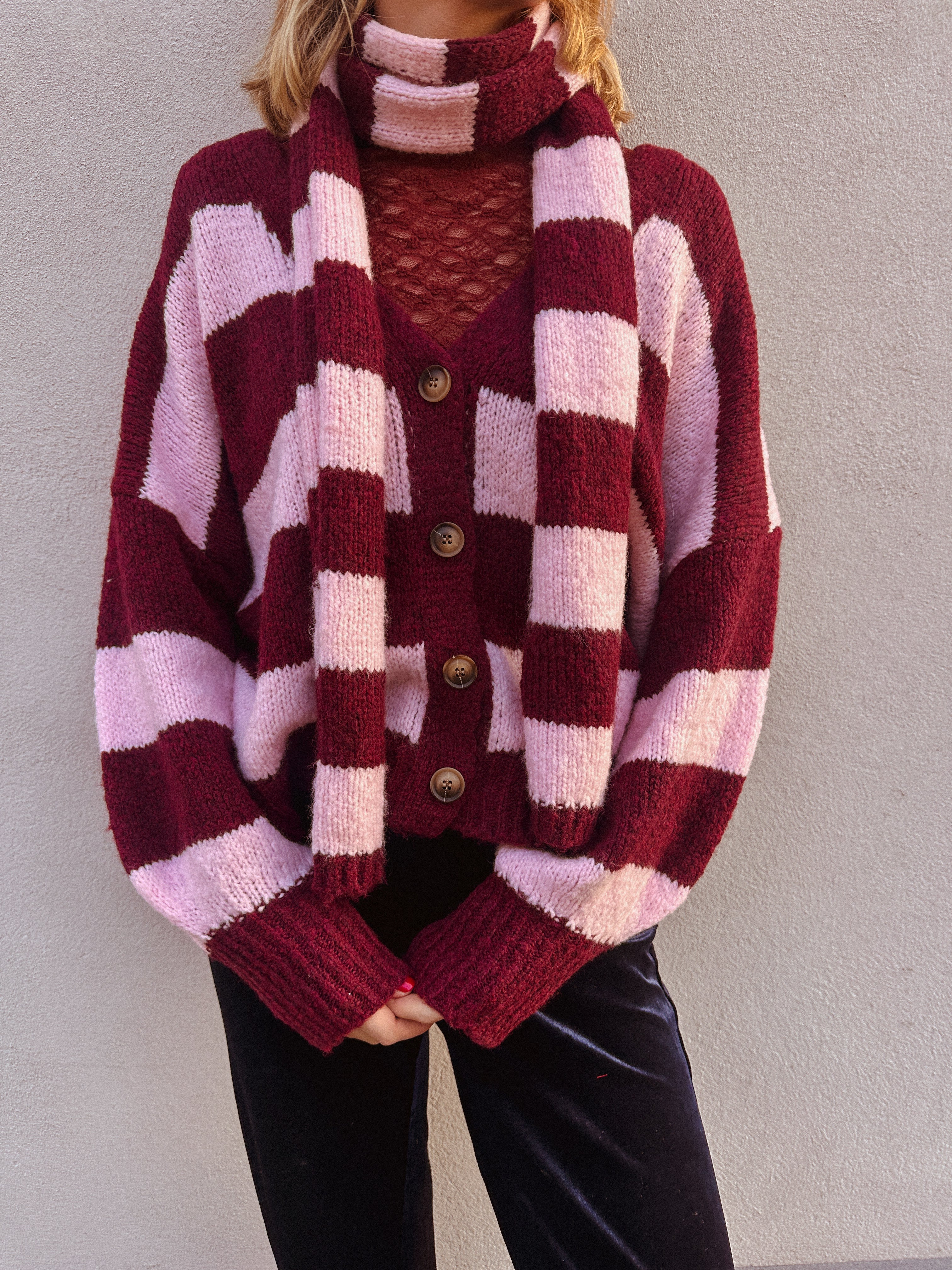 Noena gilet gestreept met sjaal