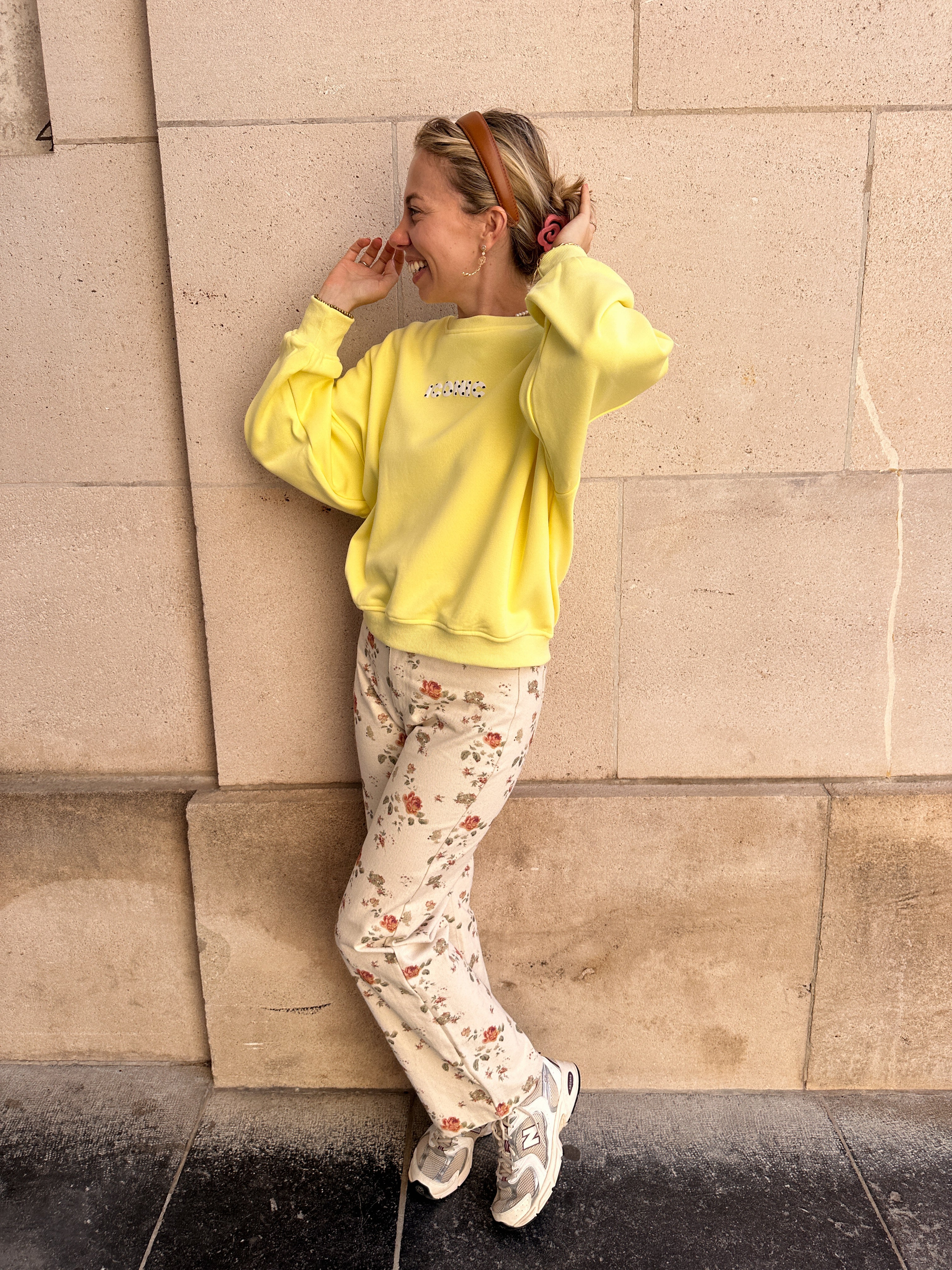 Iconic sweater butteryellow