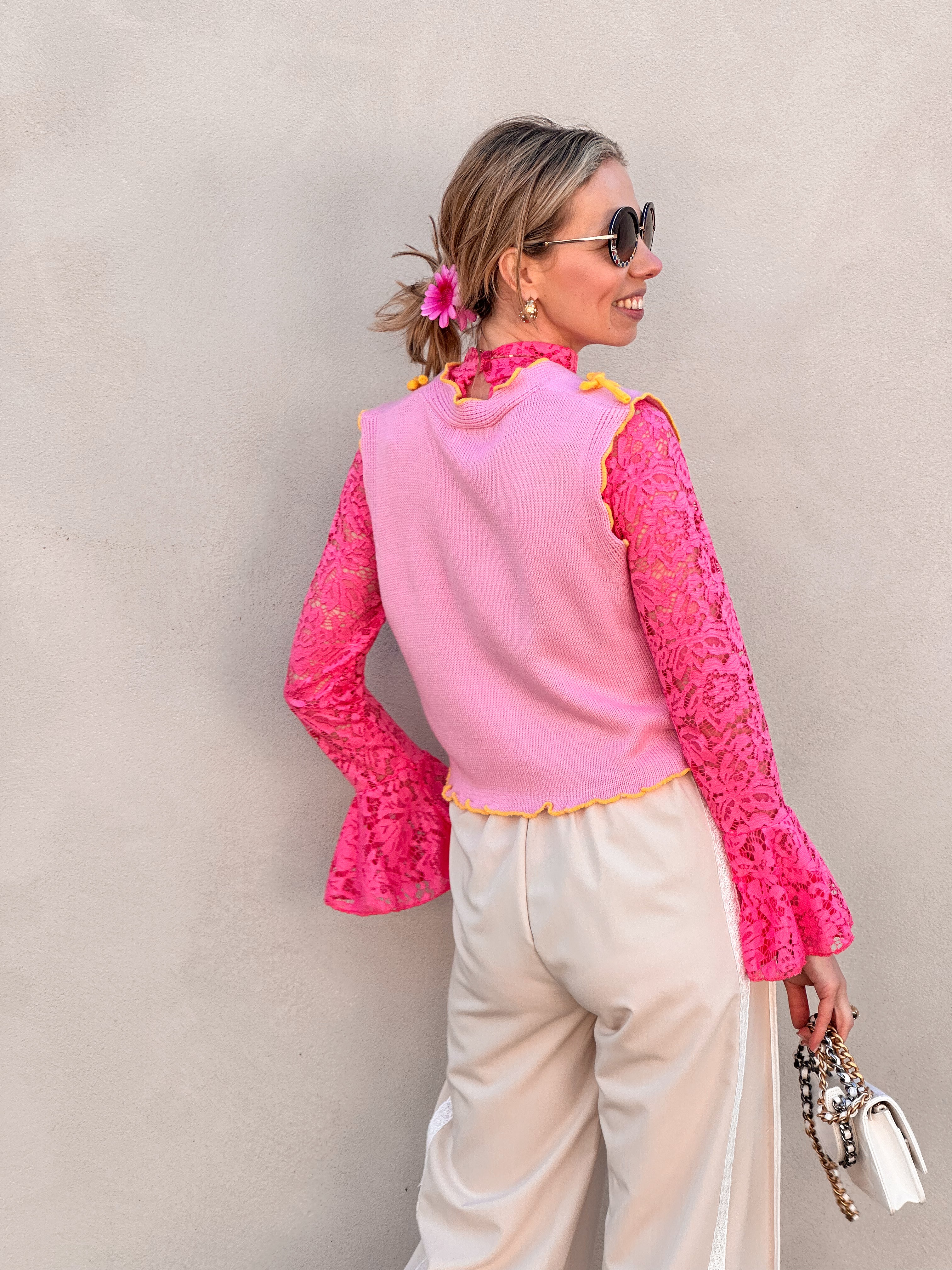 Bibi gilet roze met strikjes