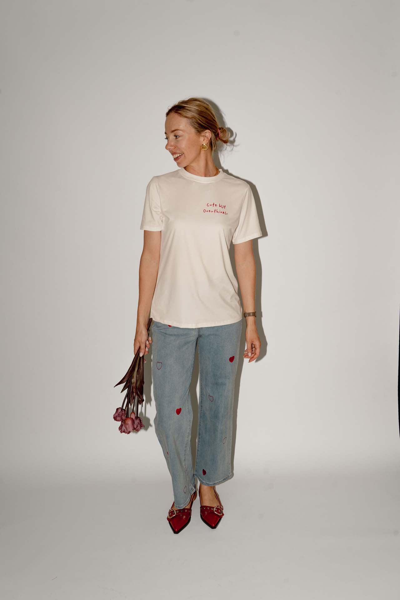 Cute but overthinker T-shirt wit