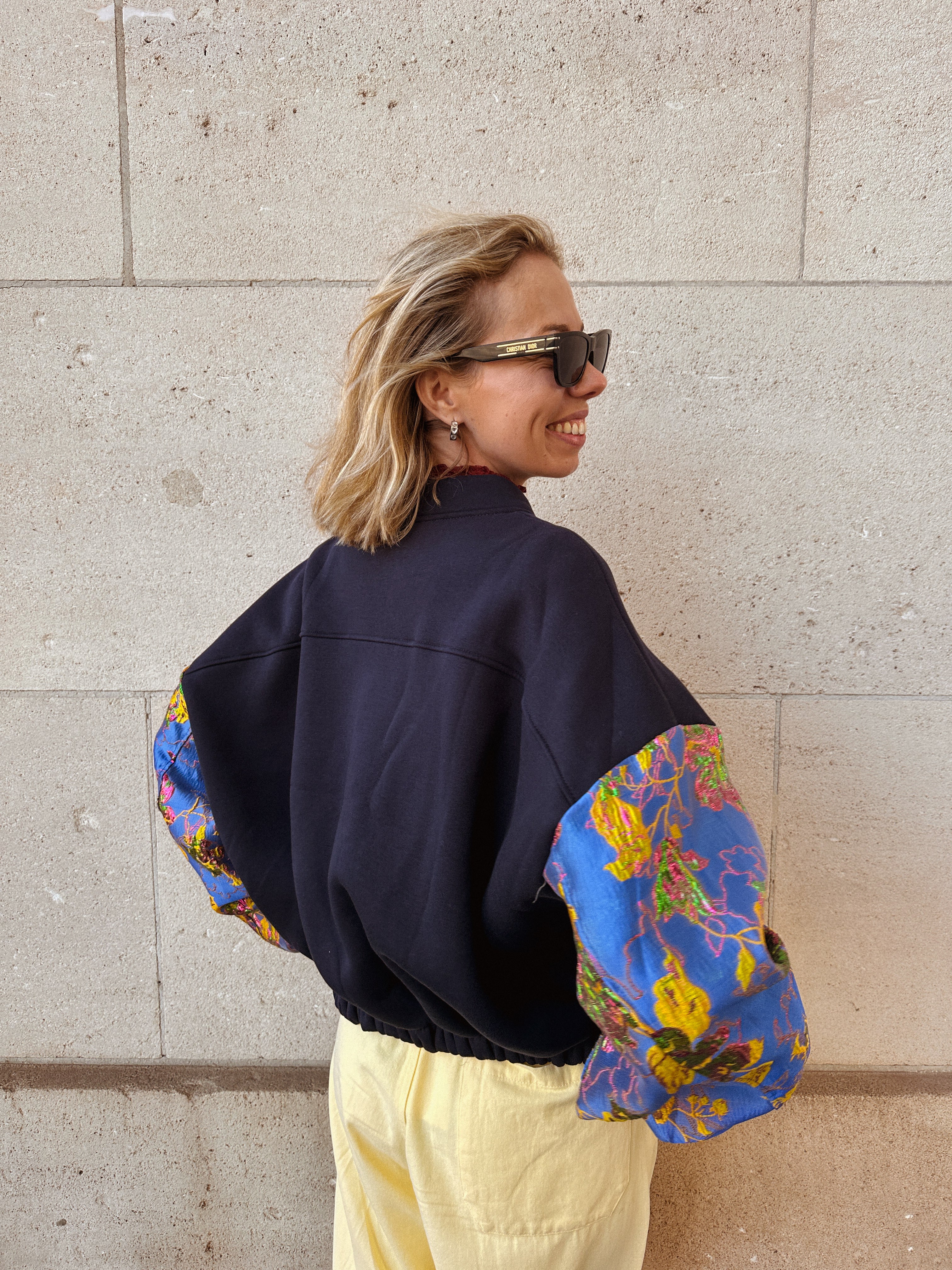 Félice bomber gilet met statement mouwen