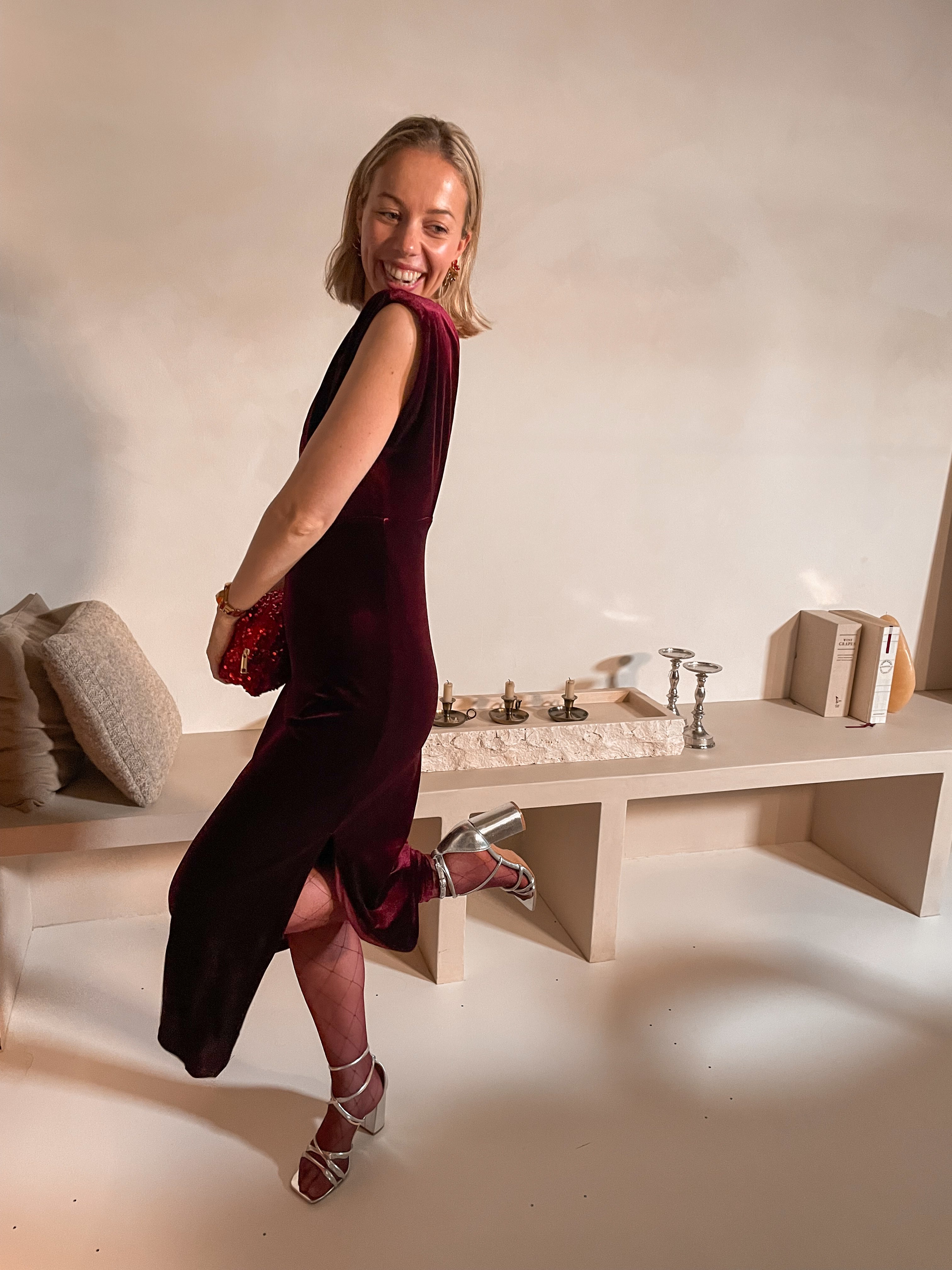 Avenne jurk burgundy velvet