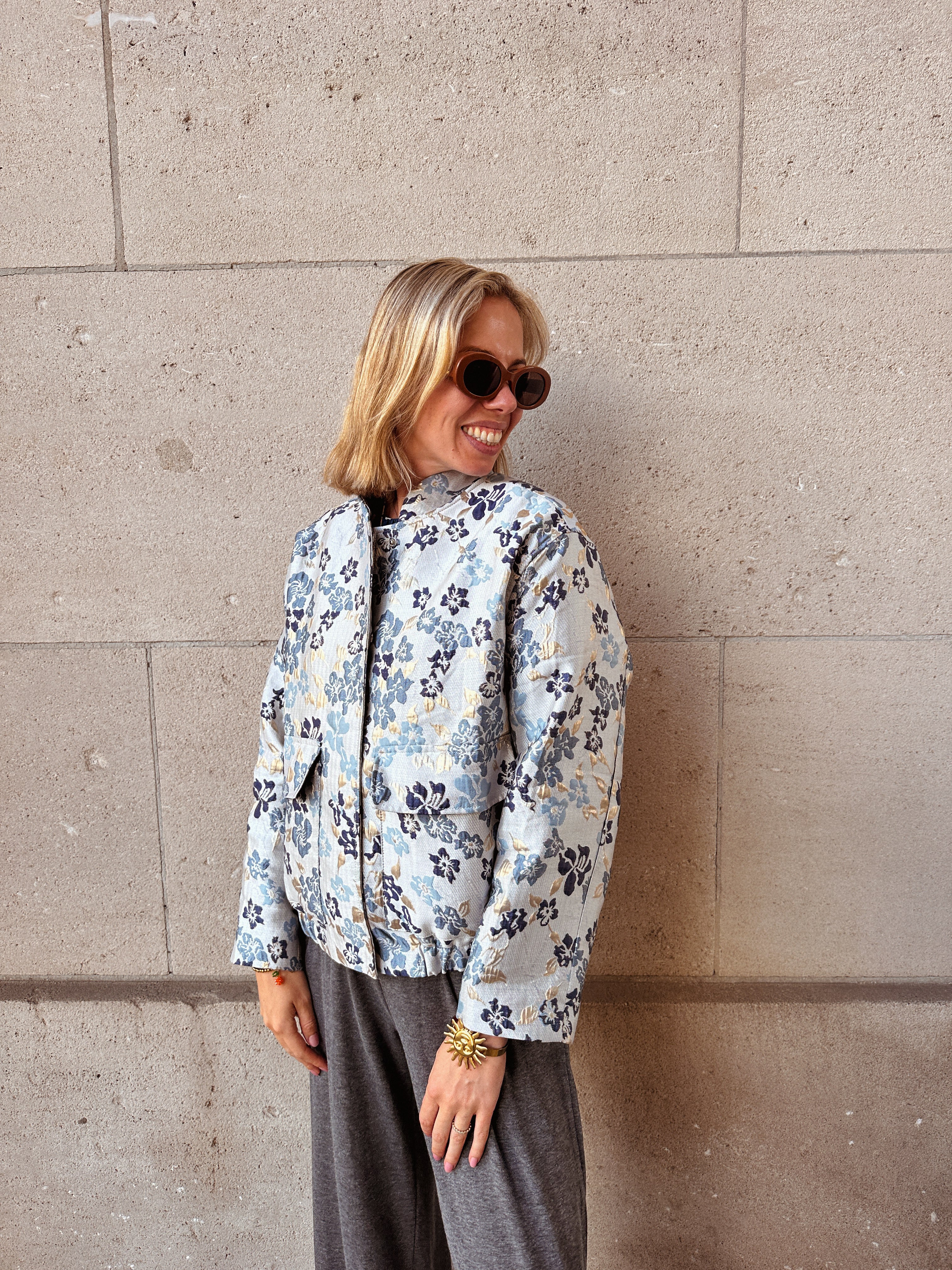 Lilou gebloemde bomberjacket blauw