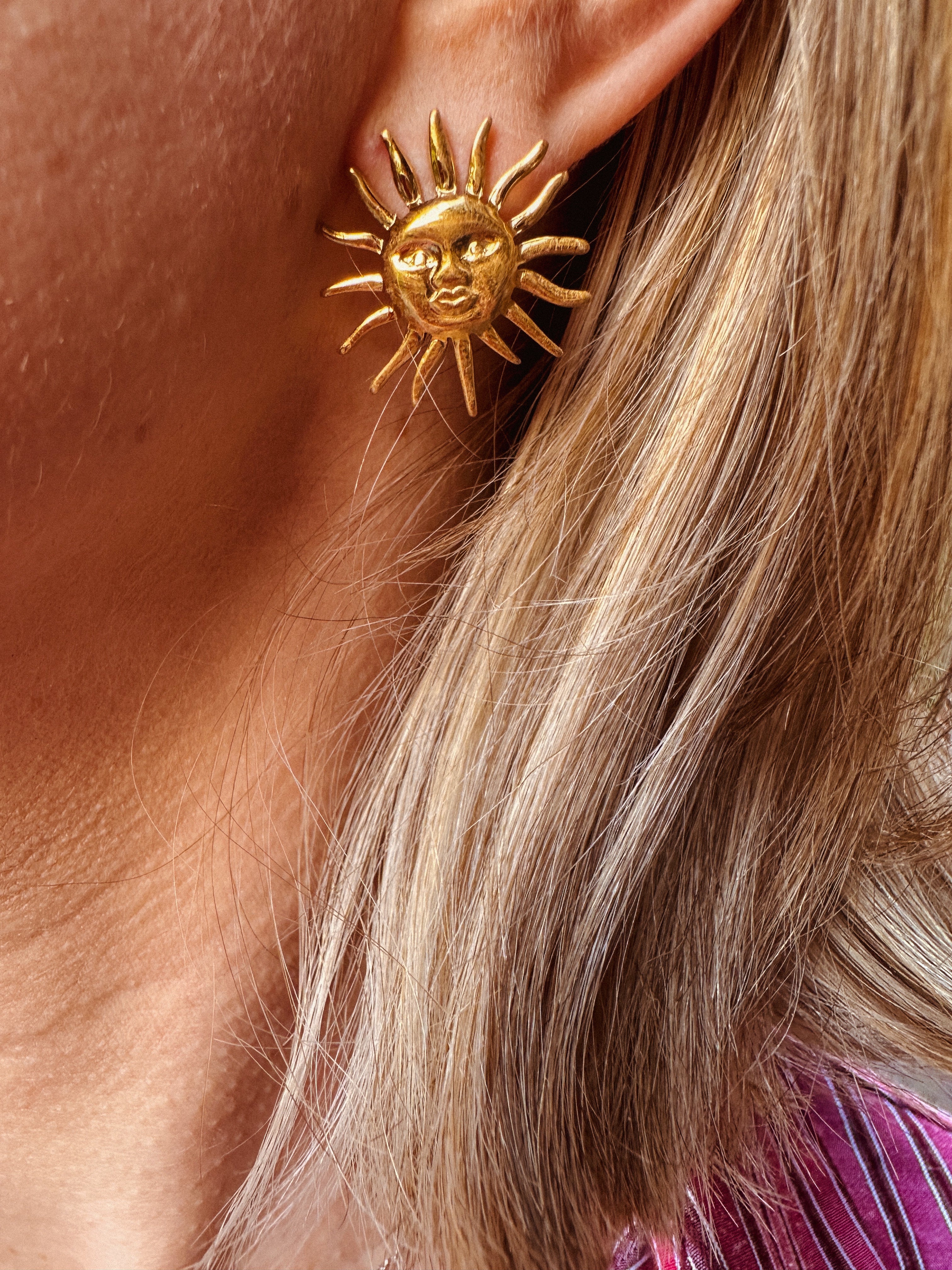 Sunny oorbellen goudkleurig