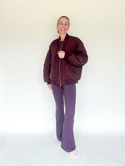 Bruna flared legging mulberry wine The Lola Club