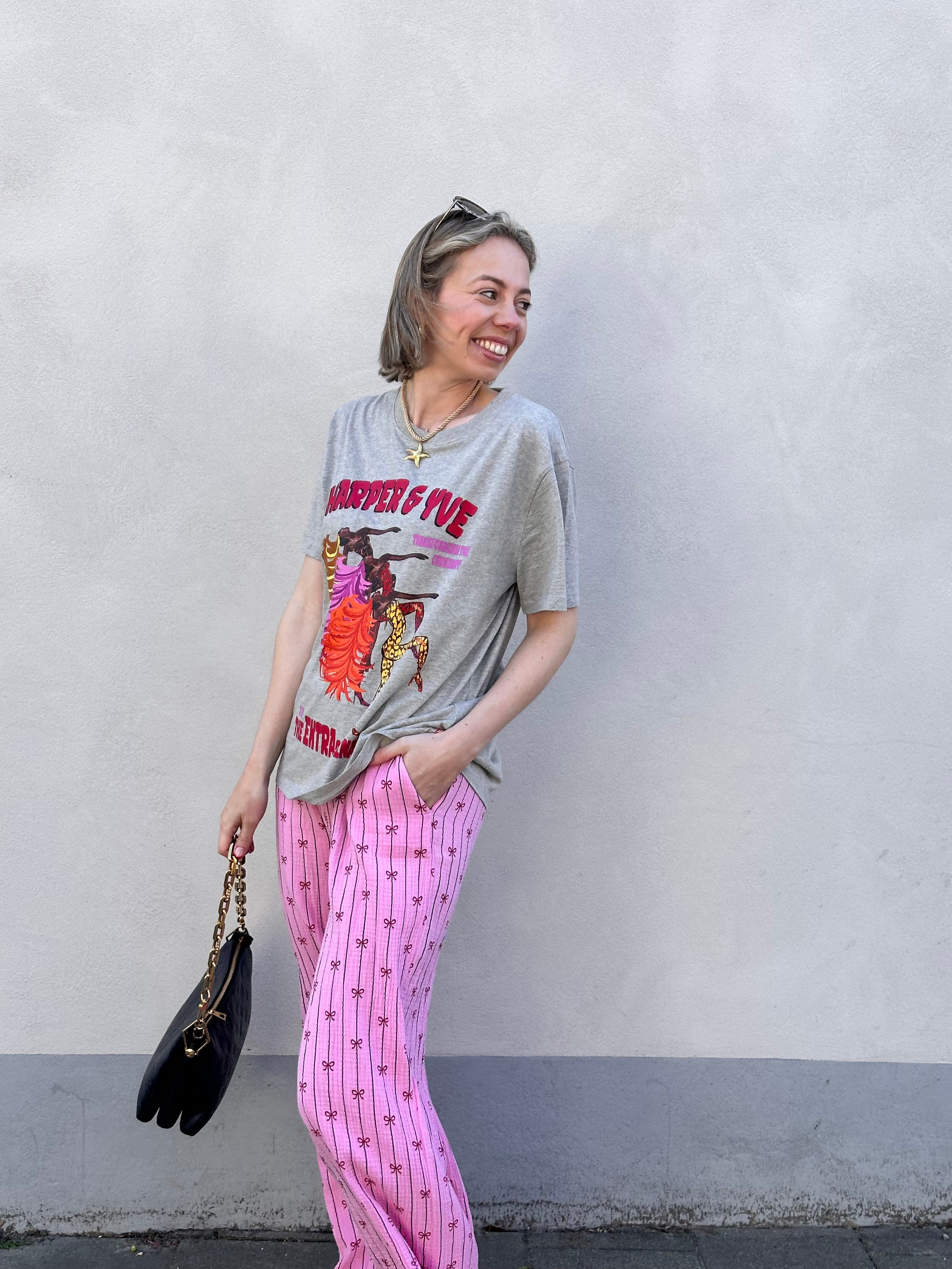 Felien broek roze met rode strikjes