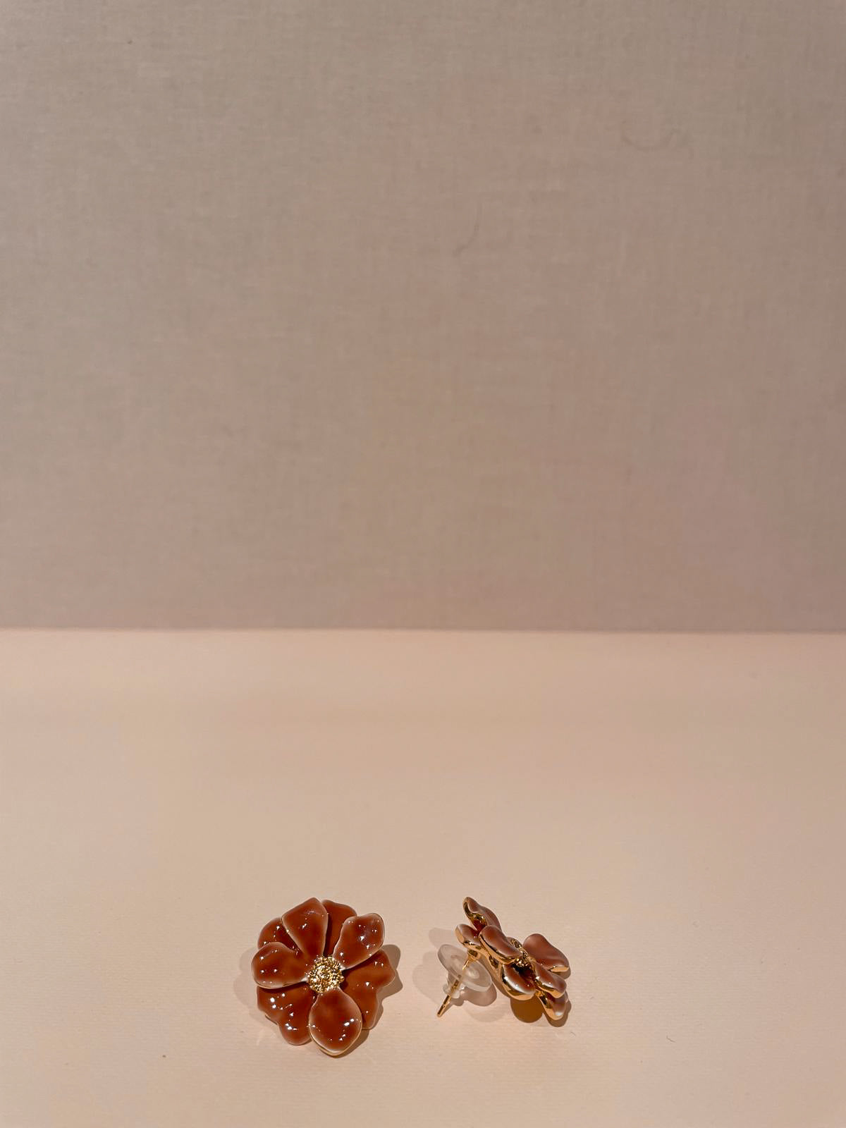 Poppy oorbellen oudroze