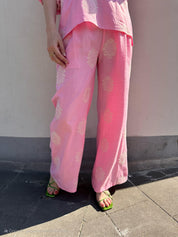 Lianne broek roze gebloemd