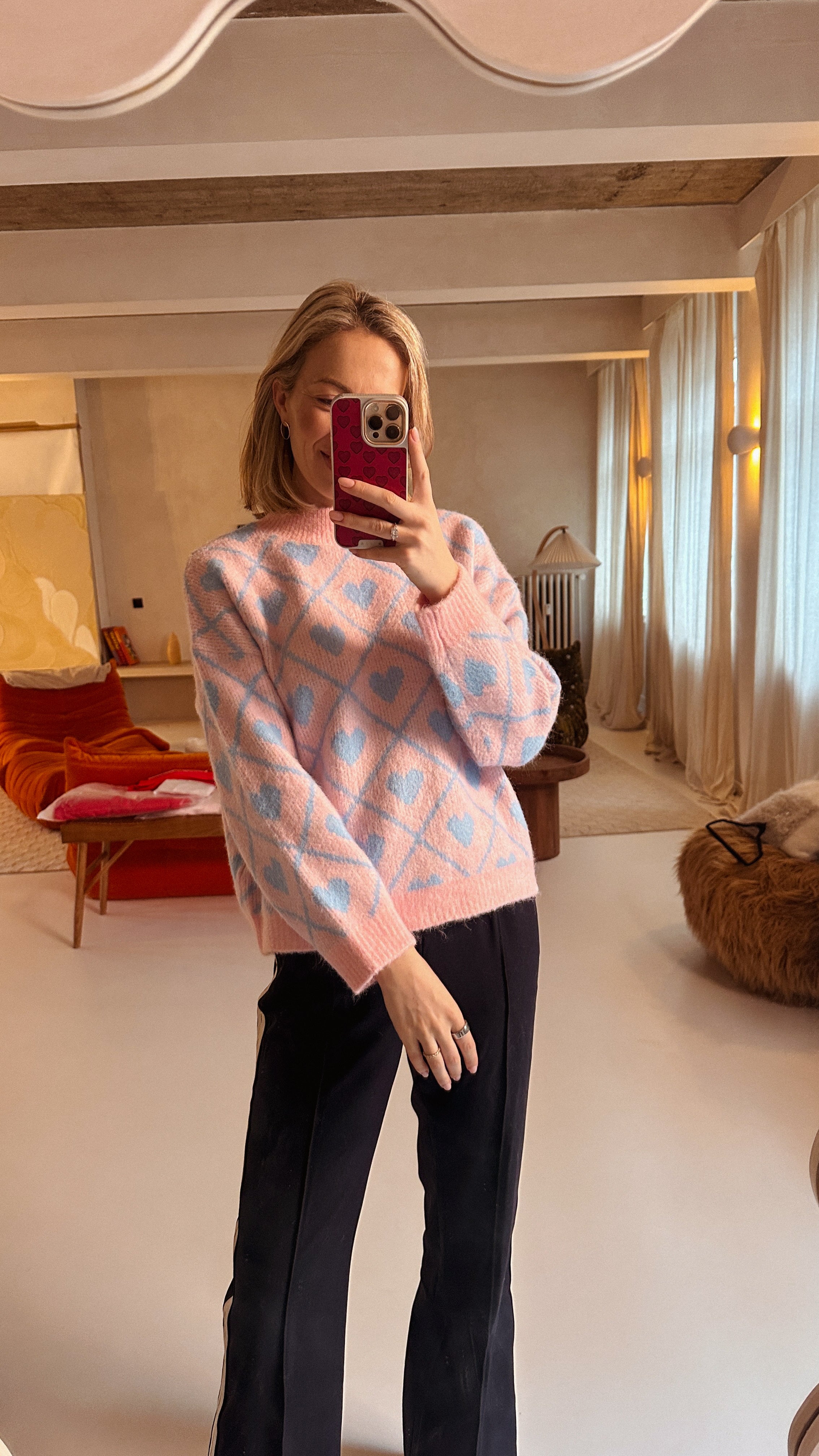 Elin trui met hartjes blauw/roze