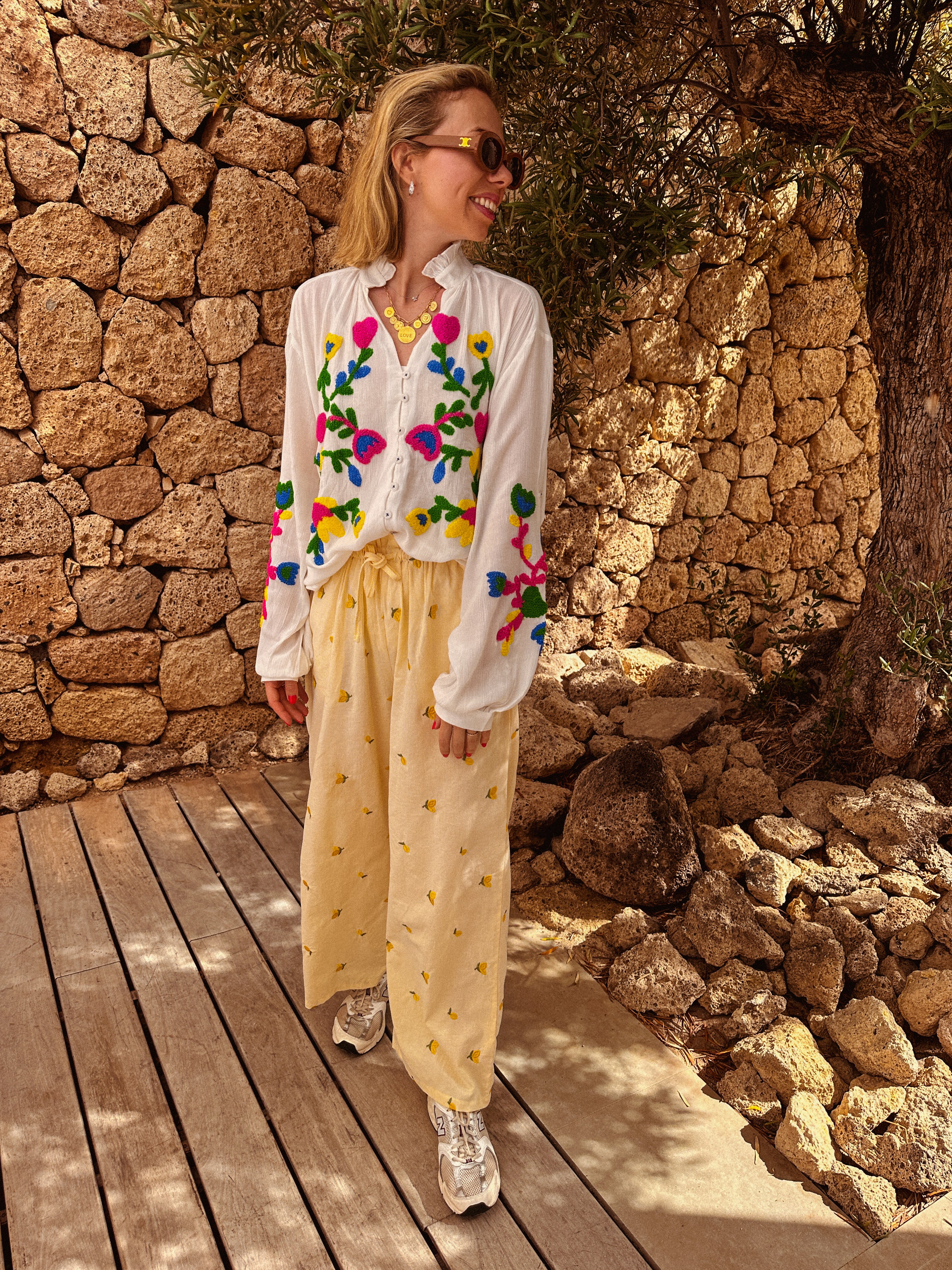 Zola witte blouse met getufte bloemen