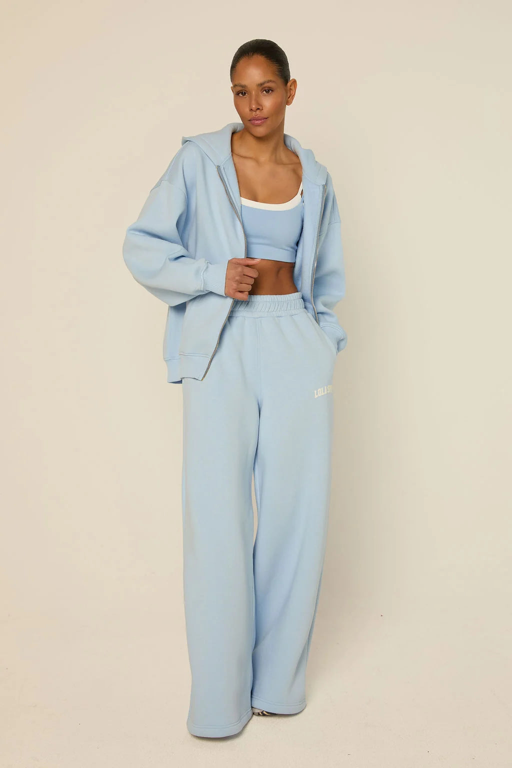 Stellapantsicyblue.webp