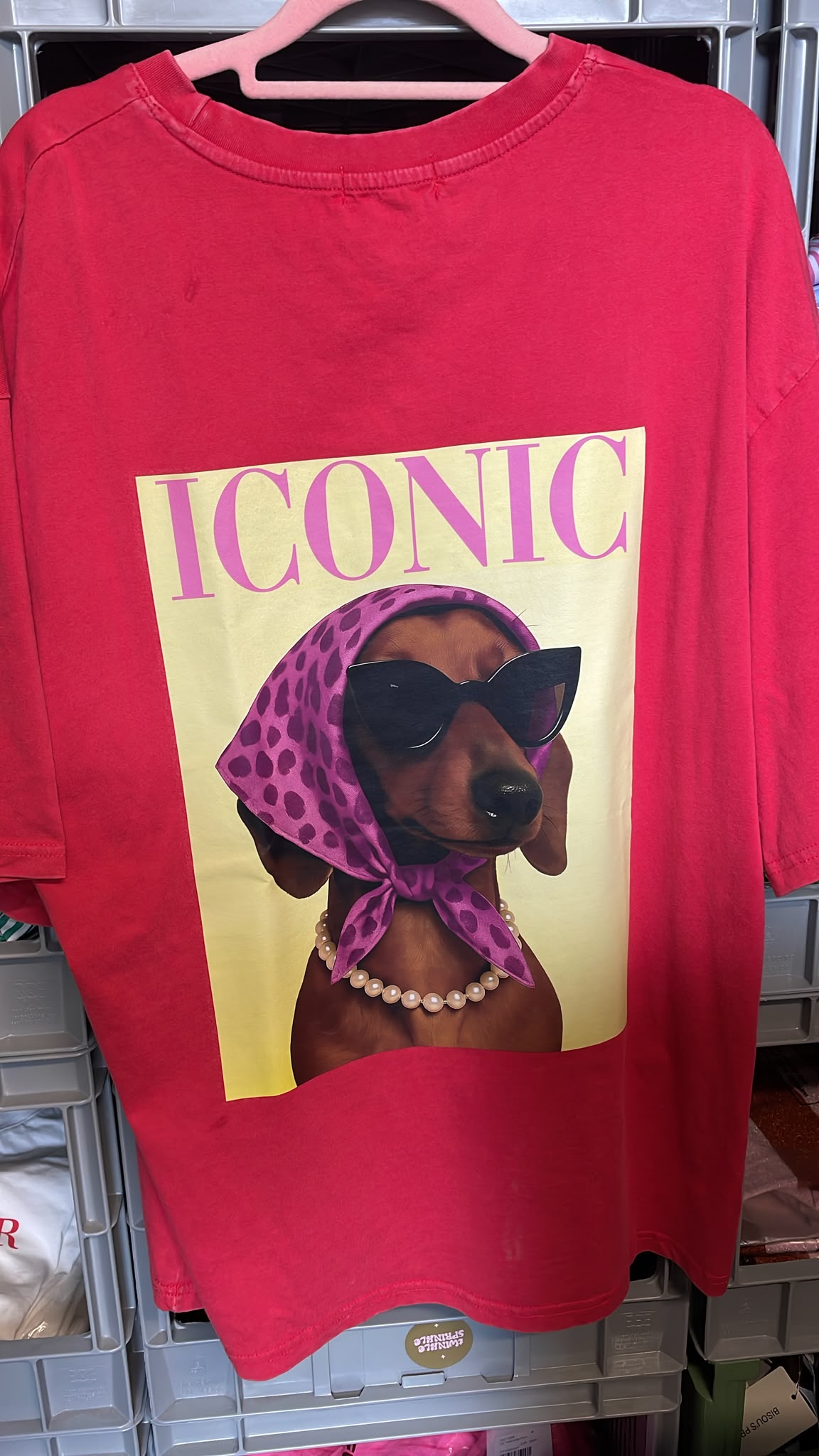 Iconic dog T-shirt rood
