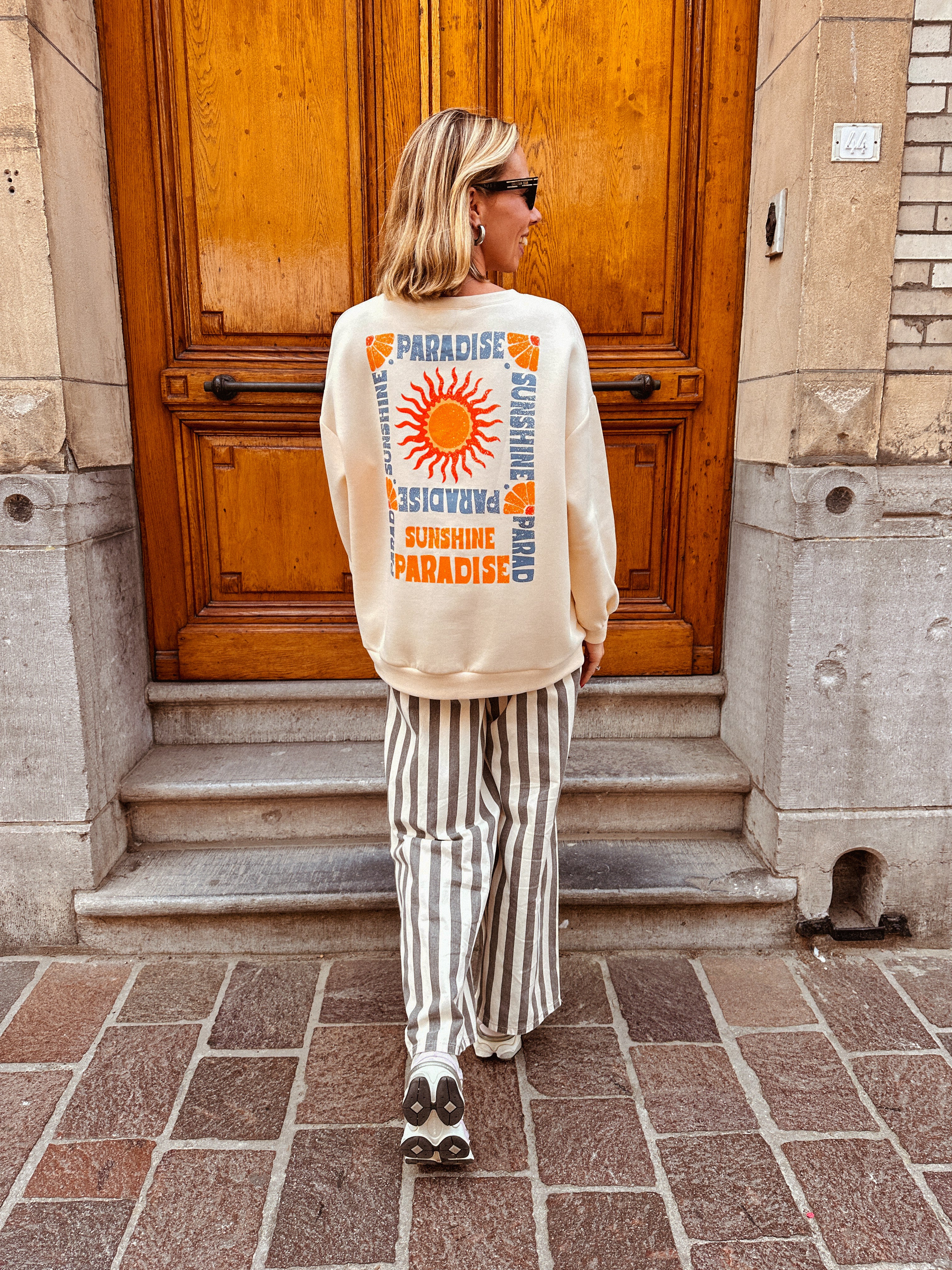 Paradise sweater ecru met print