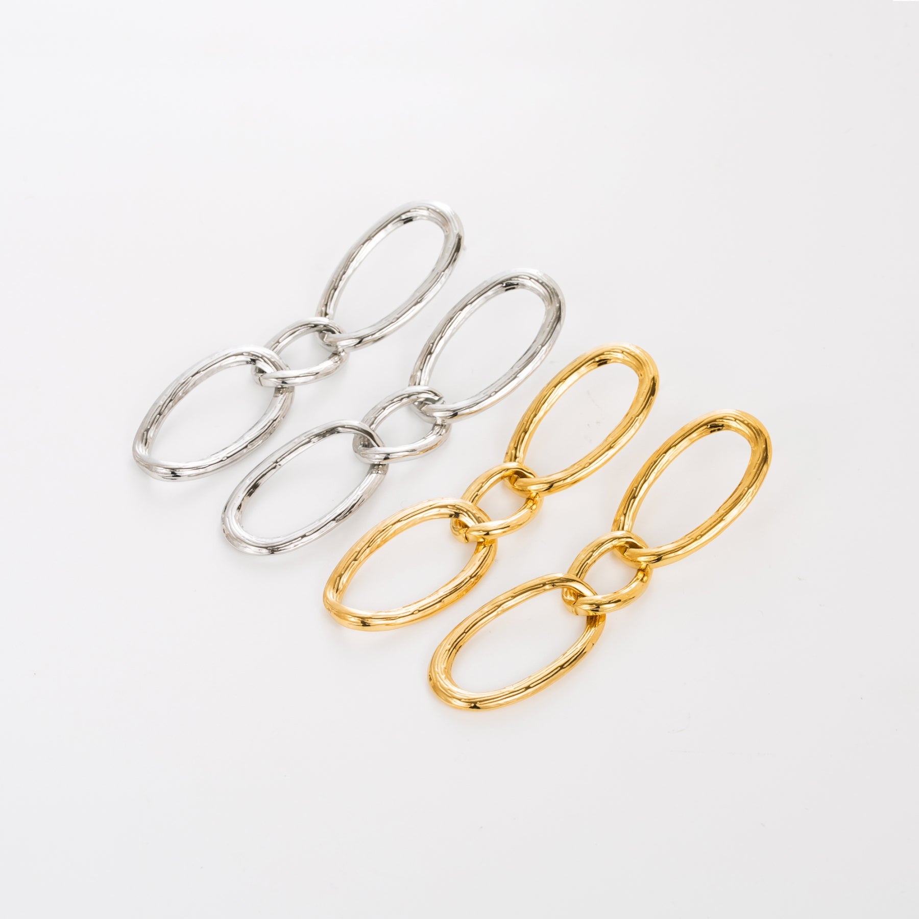 Alixeoorbellenzilverkleurig-3stuks-35euro-7cmlang-Foto2.jpg
